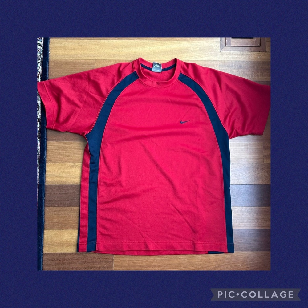 ♦️Nike dry fit tee